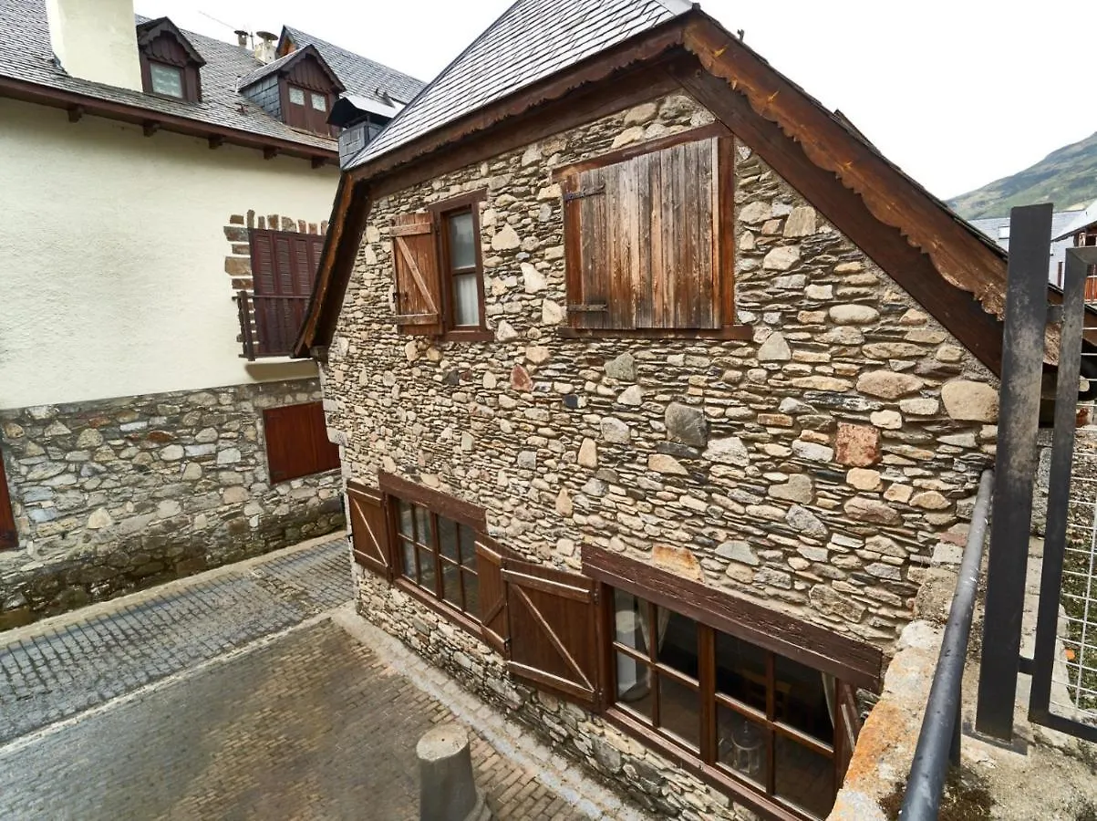 Mountain Chalet Baqueira Beret Unha Apartment